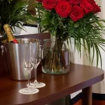 Hotel D'argenson 4*