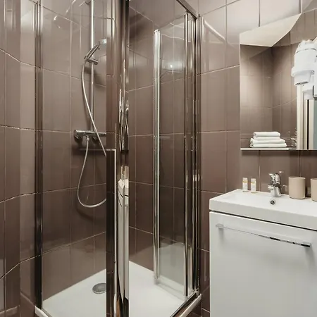 D'argenson Hotel 2*