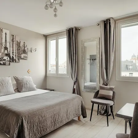 Hotel D'argenson 2*