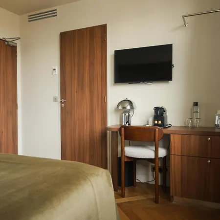 阿尔根松酒店 2* 巴黎