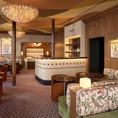 Hotel D'argenson 4*