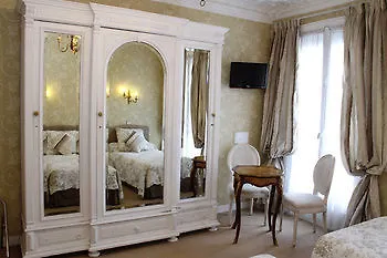 D'argenson Hotel