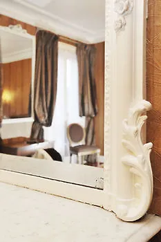 Hotel D'argenson París