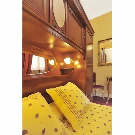 阿尔根松酒店 酒店