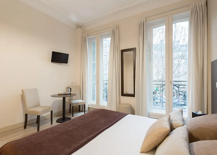 D'argenson Otel Paris