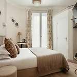 Отель D'argenson 4*