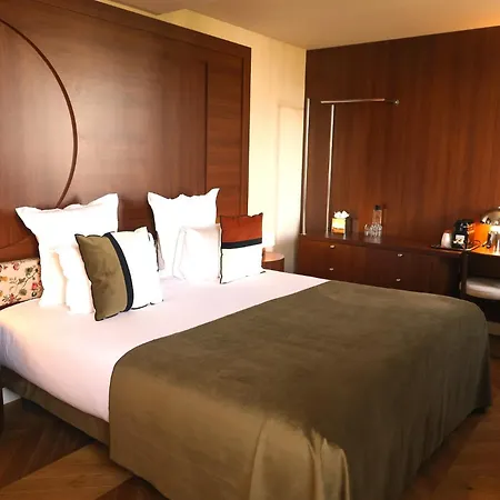 מלון D'argenson פריז