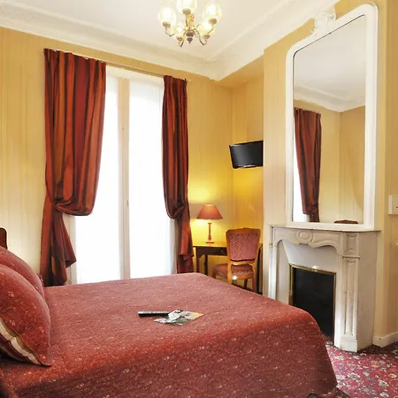 D'argenson מלון 2*